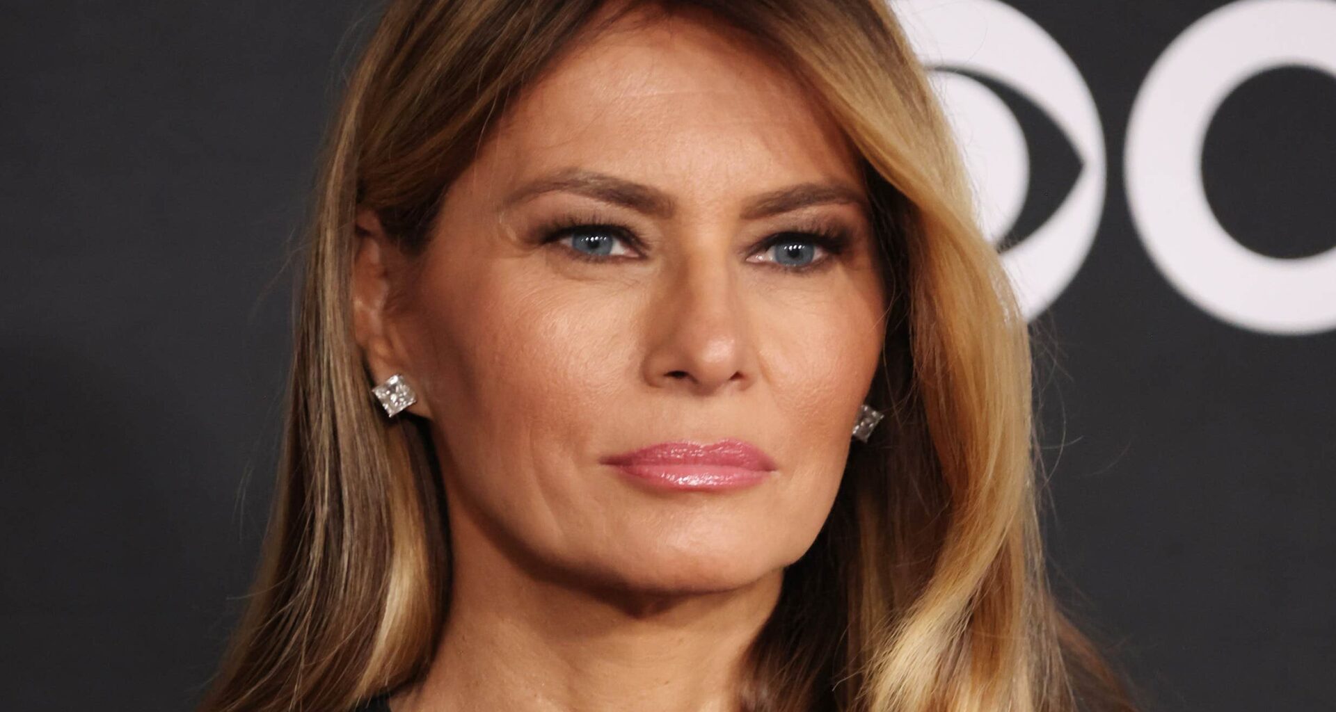 Blev svartlistad på
grund av Melania