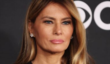 Blev svartlistad på
grund av Melania