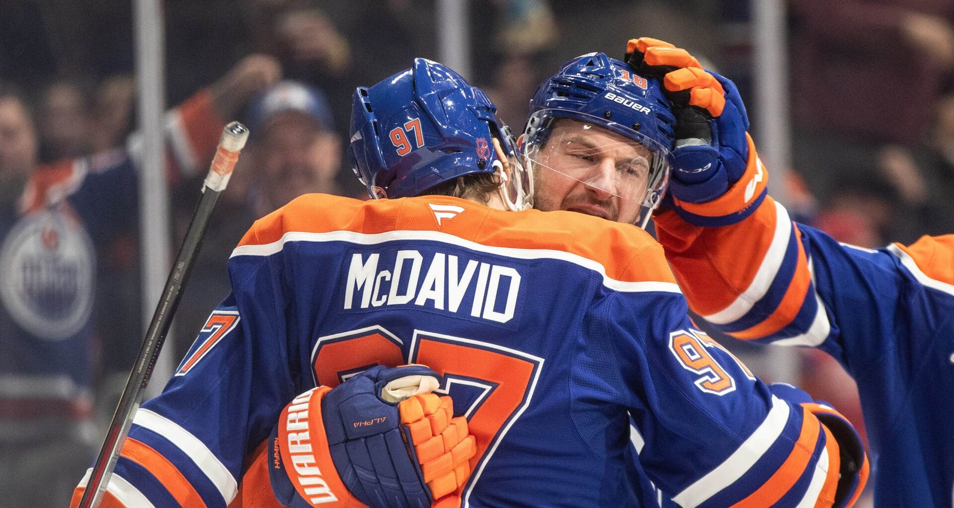 Connor McDavids galna poängsuccé – krossade Red Wings | NHL