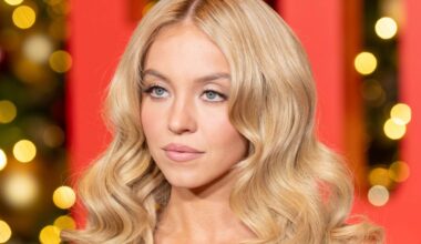 Sydney Sweeney avslöjar
sanningen om sina bröst