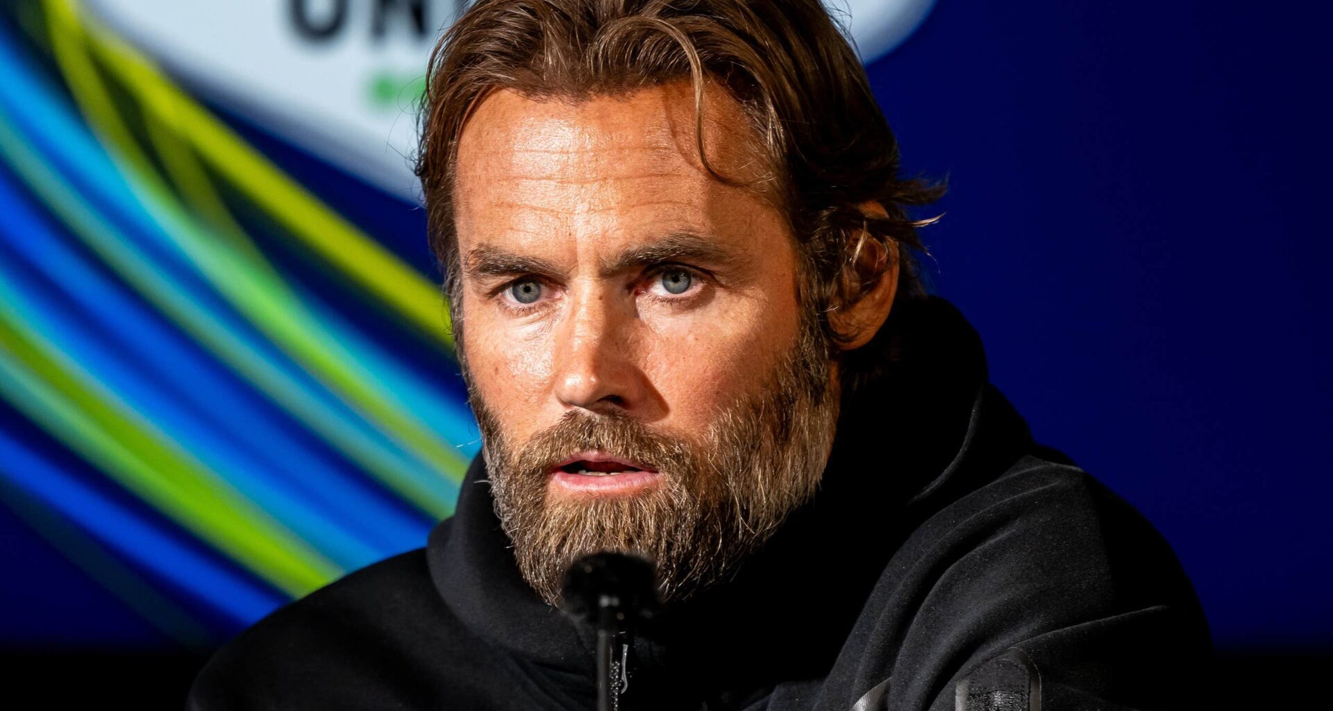 Olof Mellberg en av kandidaterna till tränarjobbet i AIK