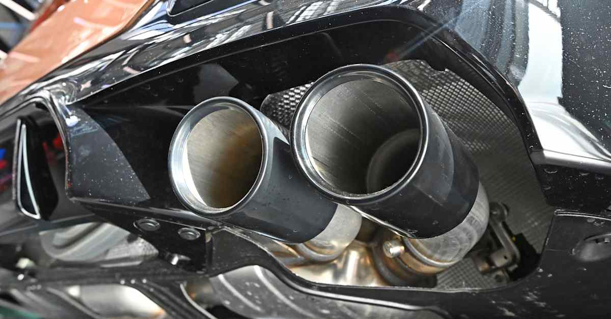 Nu är det klart: EU-kommissionen mjukar upp förbudet mot bensin- och dieselbilar | Utrikes