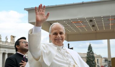 Påvens audiens: ”Våra rastlösa hjärtan finner bara frid i det Gud älskar”