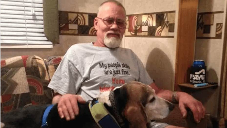 Michael död i ”bisarr”
olycka på McDonald’s