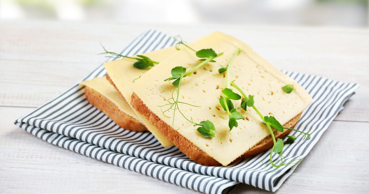 Studie: Fet ost och grädde kopplas till lägre risk för demens
