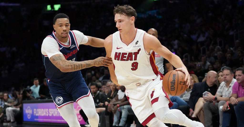 Pelle Larsson skadad igen – efter tre dagar - Västerbottens-Kuriren