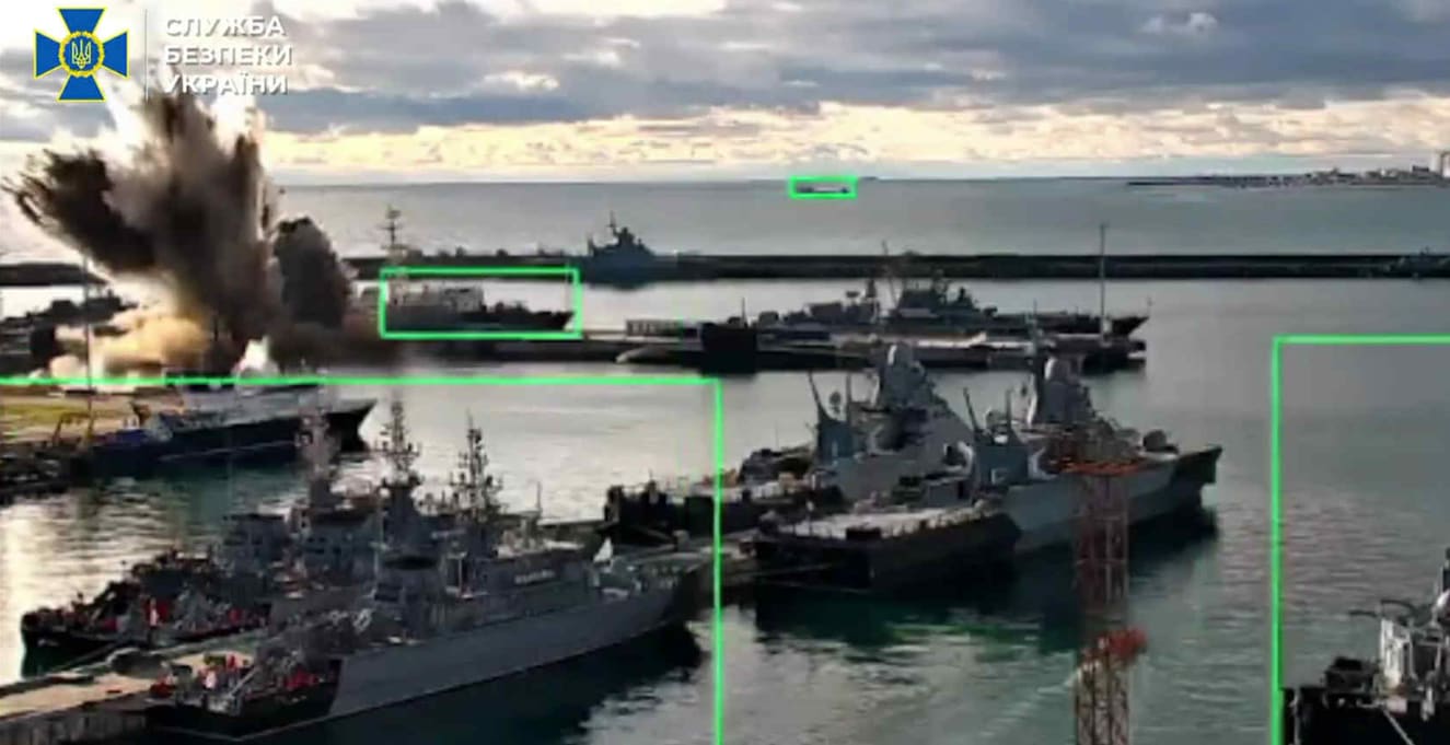 Har slagit ut ubåt vid rysk flottbas