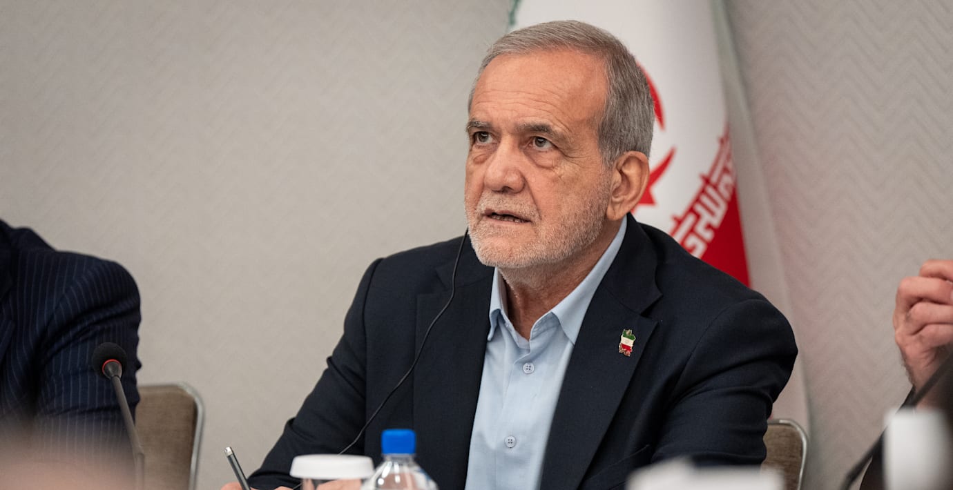 Vi är i krig mot USA, Europa och Israel