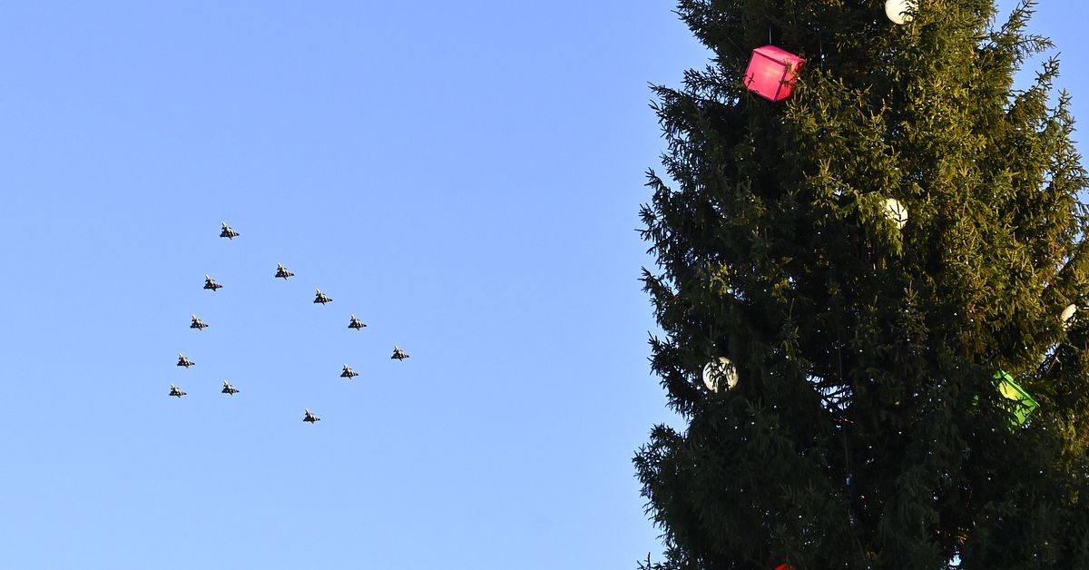 Då kan man se årets julgransflygning över Värmland