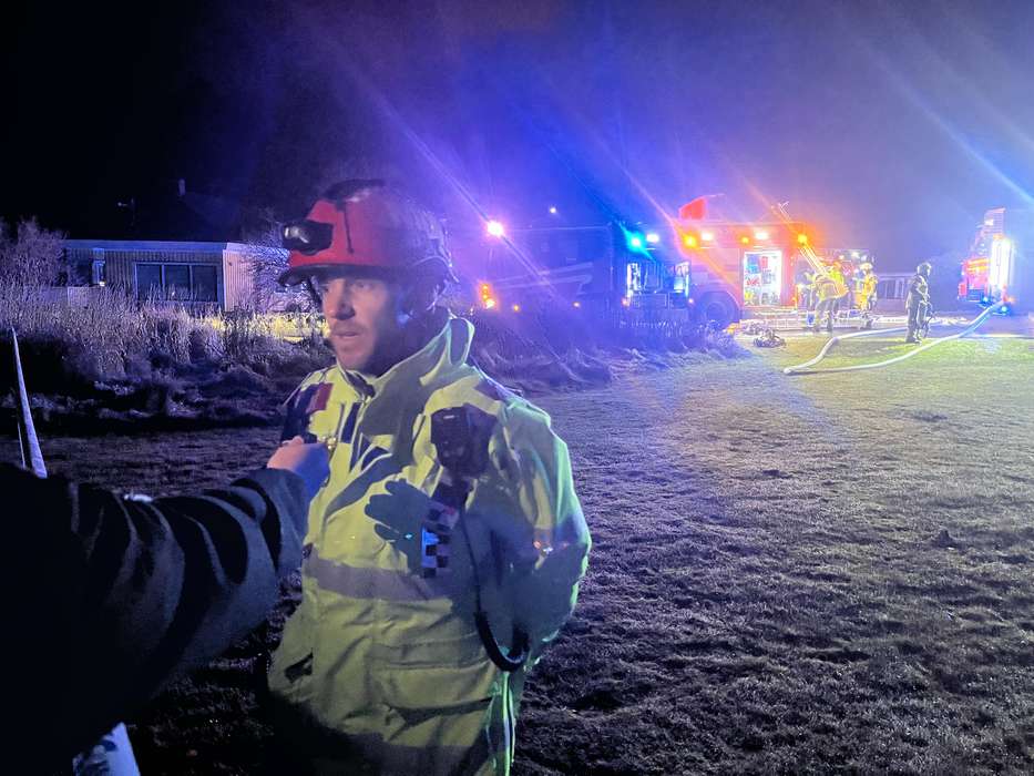 Räddningsledaren om insatsen vid villabranden - Norra Halland