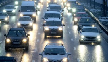 Infrastrukturministern: Bättre rustade än tidigare – Trafik och väder i jul 2025 – följ senaste nytt - SVT Nyheter