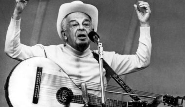 Evert Taube och Alice Tegnér lär oss om oss själva