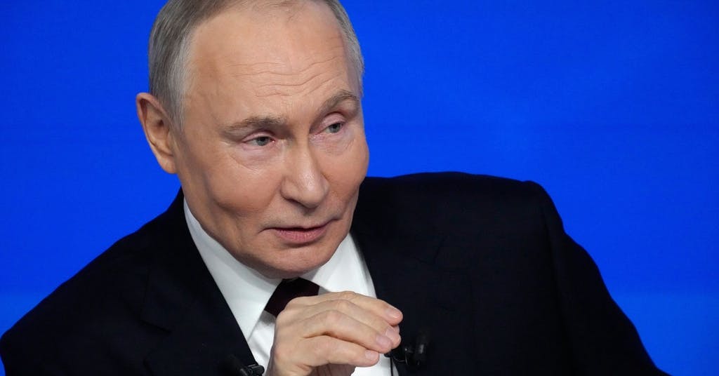 Putin i egen tv-show: Bollen ligger hos er - Västerbottens-Kuriren