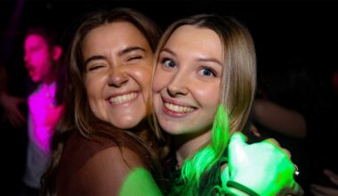 HEMVÄNDAREXTRA – se alla festbilder från Kharma