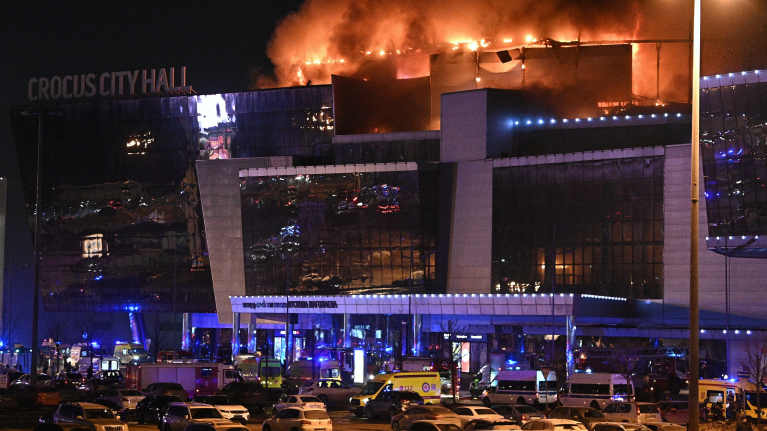 Brand i stor byggnad. 