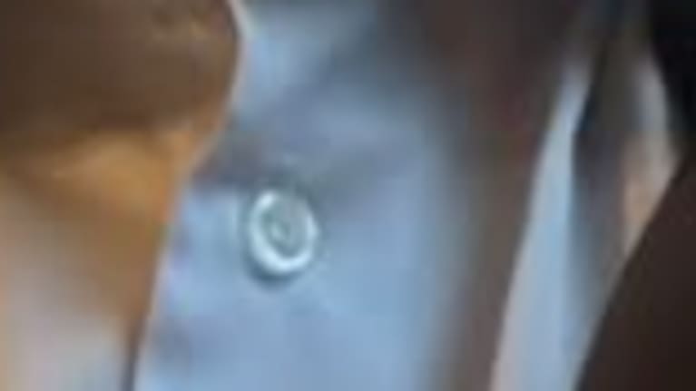 Riksdagsledamot Juho Eerolas profilbild på Facebook. "Jag är Sarah" skriver Eerola i samband med profilbildsbytet.