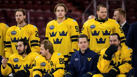 Uttagningen till Tre Kronors lag i Four Nations betydde att Leo Carlsson slagit sig in bland Sveriges absolut bästa spelare.