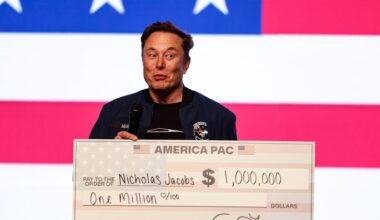 Musk tar jättekliv mot att bli första dollarbiljonären