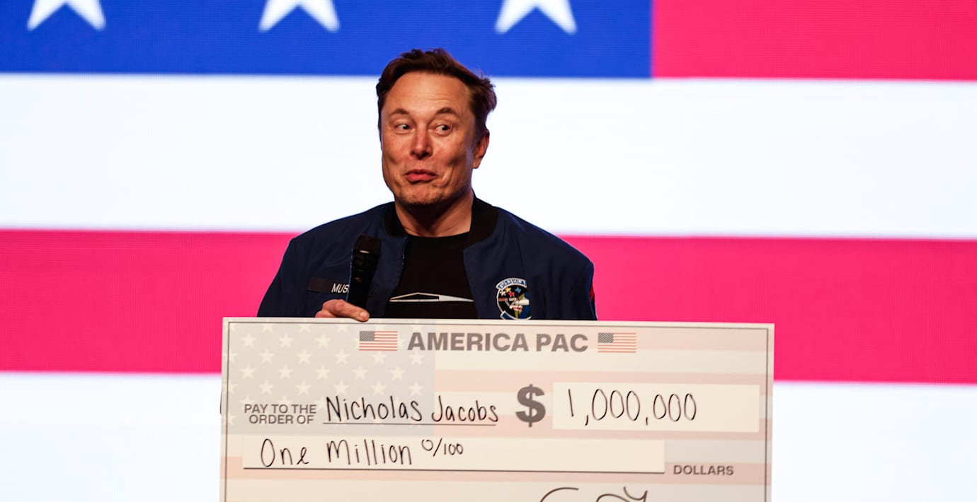 Musk tar jättekliv mot att bli första dollarbiljonären