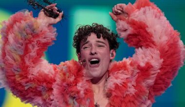 Eurovision-vinnare lämnar tillbaka statyetten i protest