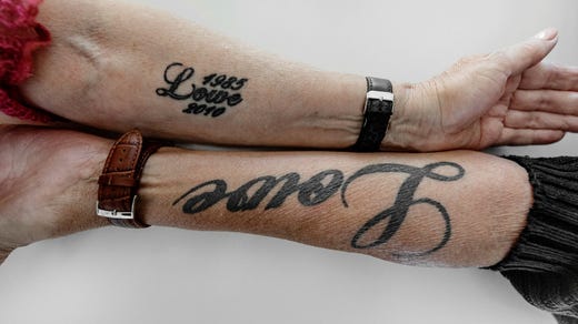 För Lowes föräldrar, Lisbeth och Jan Klang, finns Lowe alltid med.