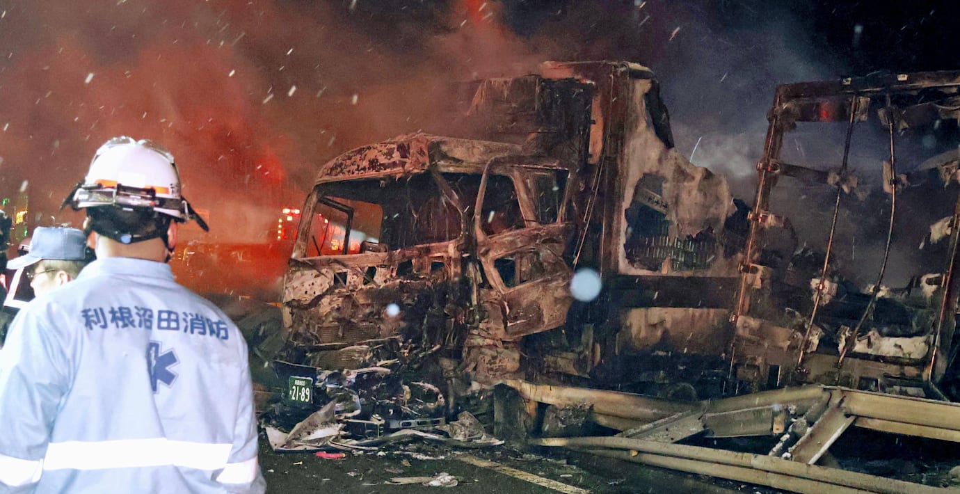 67 fordon stor kedjekrock i Japan – två döda