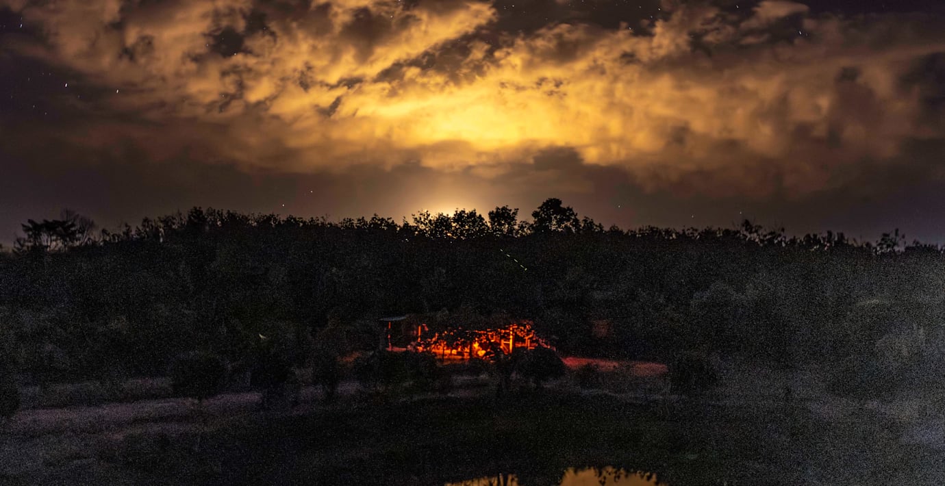 Asiatiskt block håller krissamtal efter nya strider