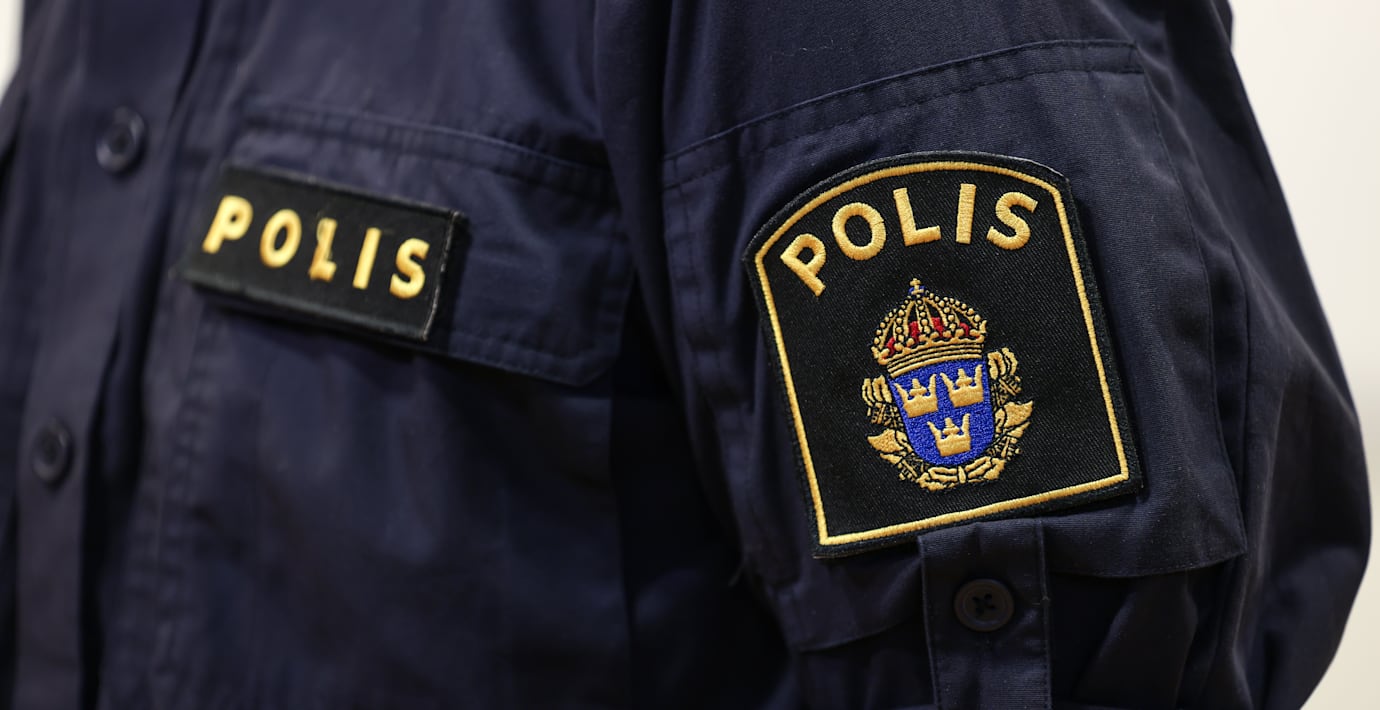 Polis tafsade på kollegor under julfest