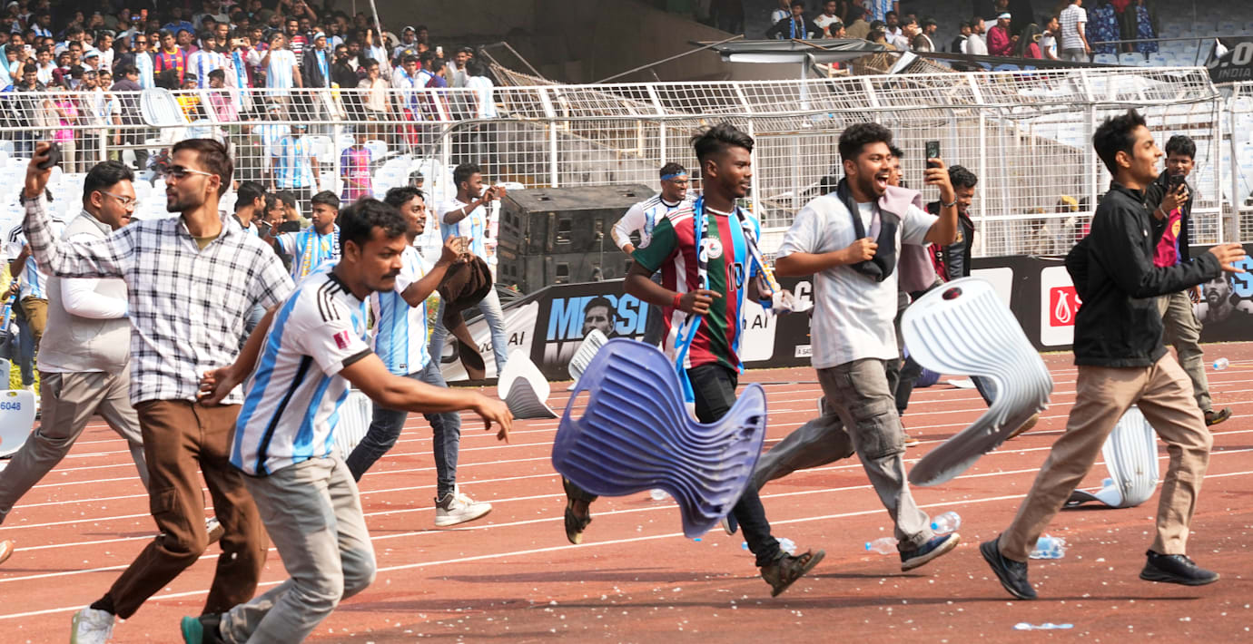 Gripen arrangör lovar att kompensera supportrar