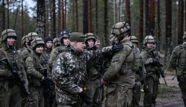 Finland satsar på säkerhet – 15 år längre i reserven - Hufvudstadsbladet