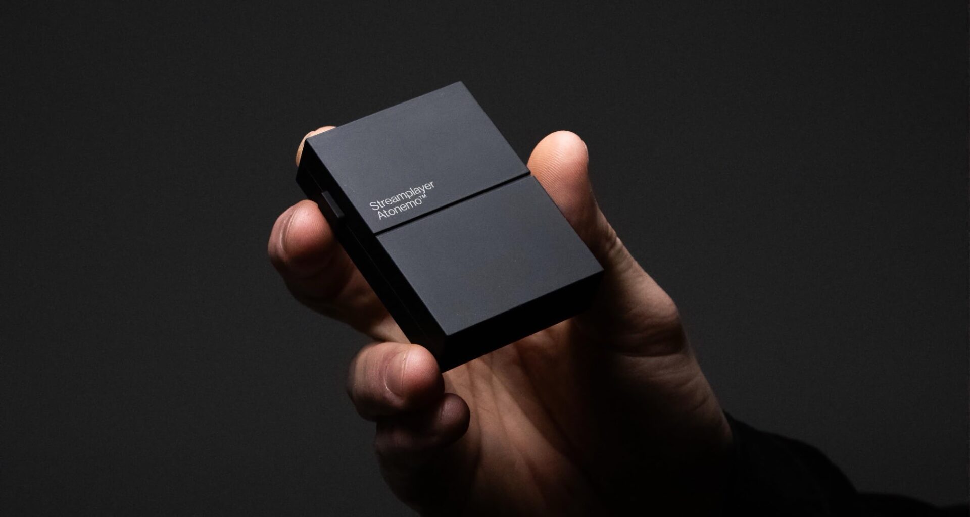 Svensk duo gör gamla högtalare smarta. ger stöd för Spotify Connect och AirPlay 2.