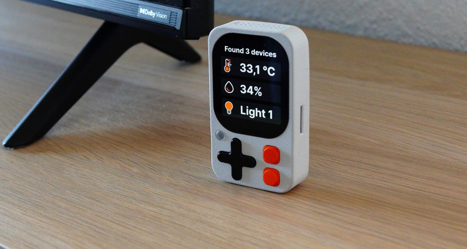 Kode Dot är ett allt-i-ett-verktyg för hobbyhackers. Kan göra en lång rad saker.