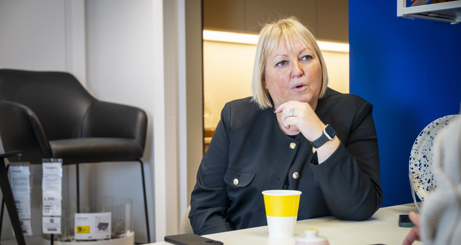 Ikea höjer kaffepriset för att bekämpa ensamhet