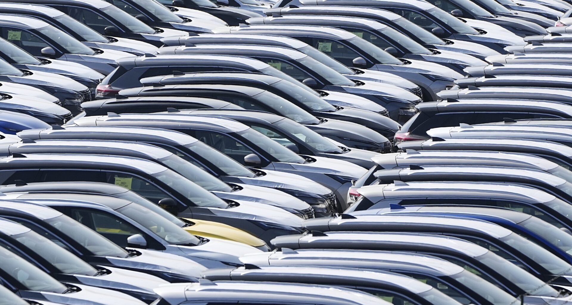 Källor: EU-kommissionen överväger flytta fram stopp för nya fossilbilar i fem år - Aktuell Hållbarhet