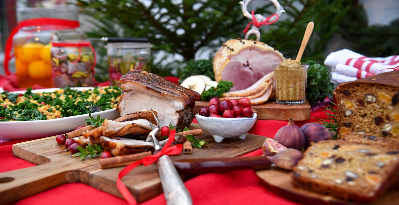 Politiska frågorna att ha koll på inför julbordet