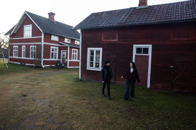 Gården hade stått tom i nästan tio år när Tobias och ”Toti” tog över den efter Tobias gamelmoster Britta.