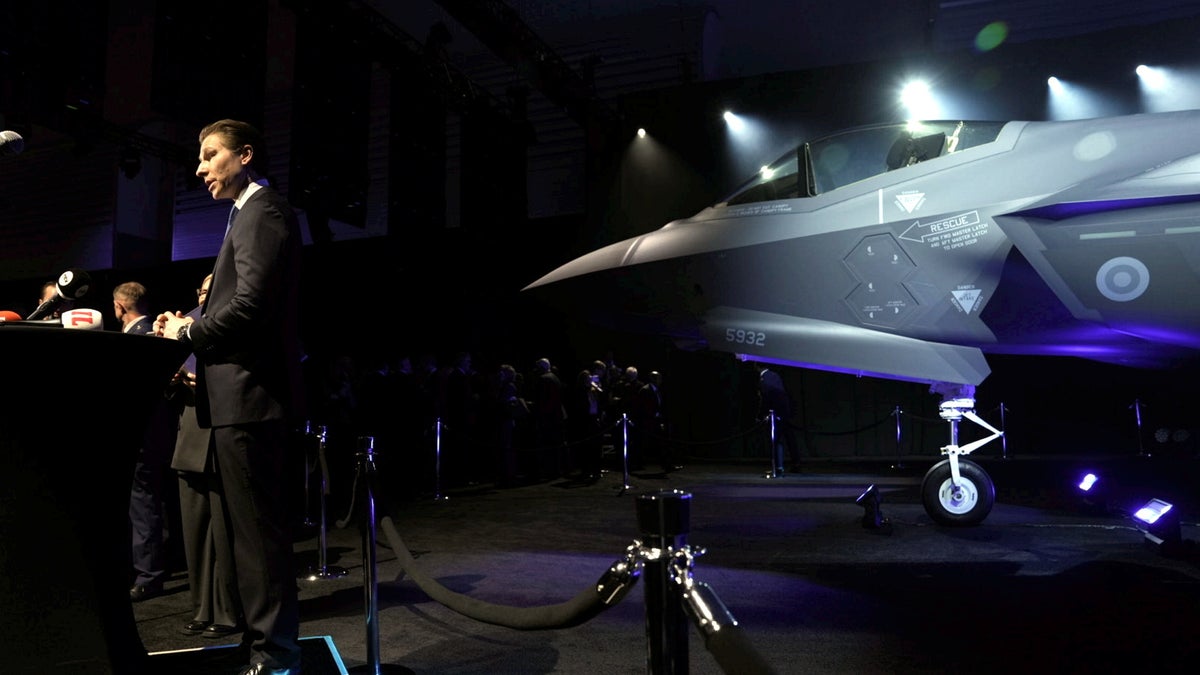 Marcus Lindqvist Jaktplanen för Finland närmare USA – trots Trump - Hufvudstadsbladet