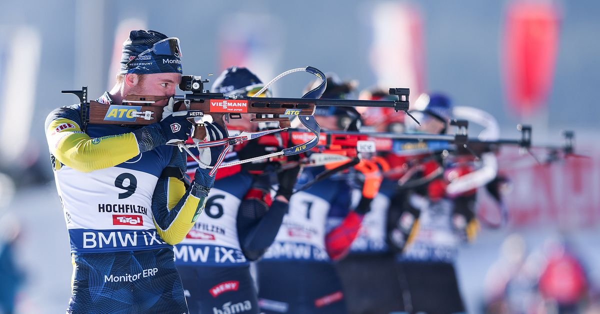 Skidskytte: Överlägsen norsk stafettseger – Sverige knep pallplats