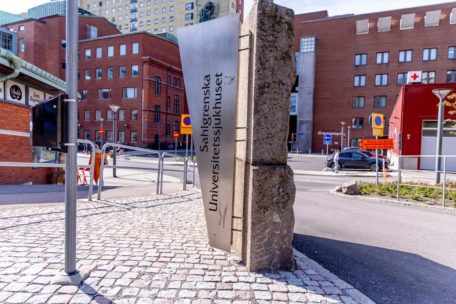 Flera patienter har fått vänta för länge på hjärnkirurgi vid Sahlgrenska universitetssjukhuset i Göteborg. Arkivbild.