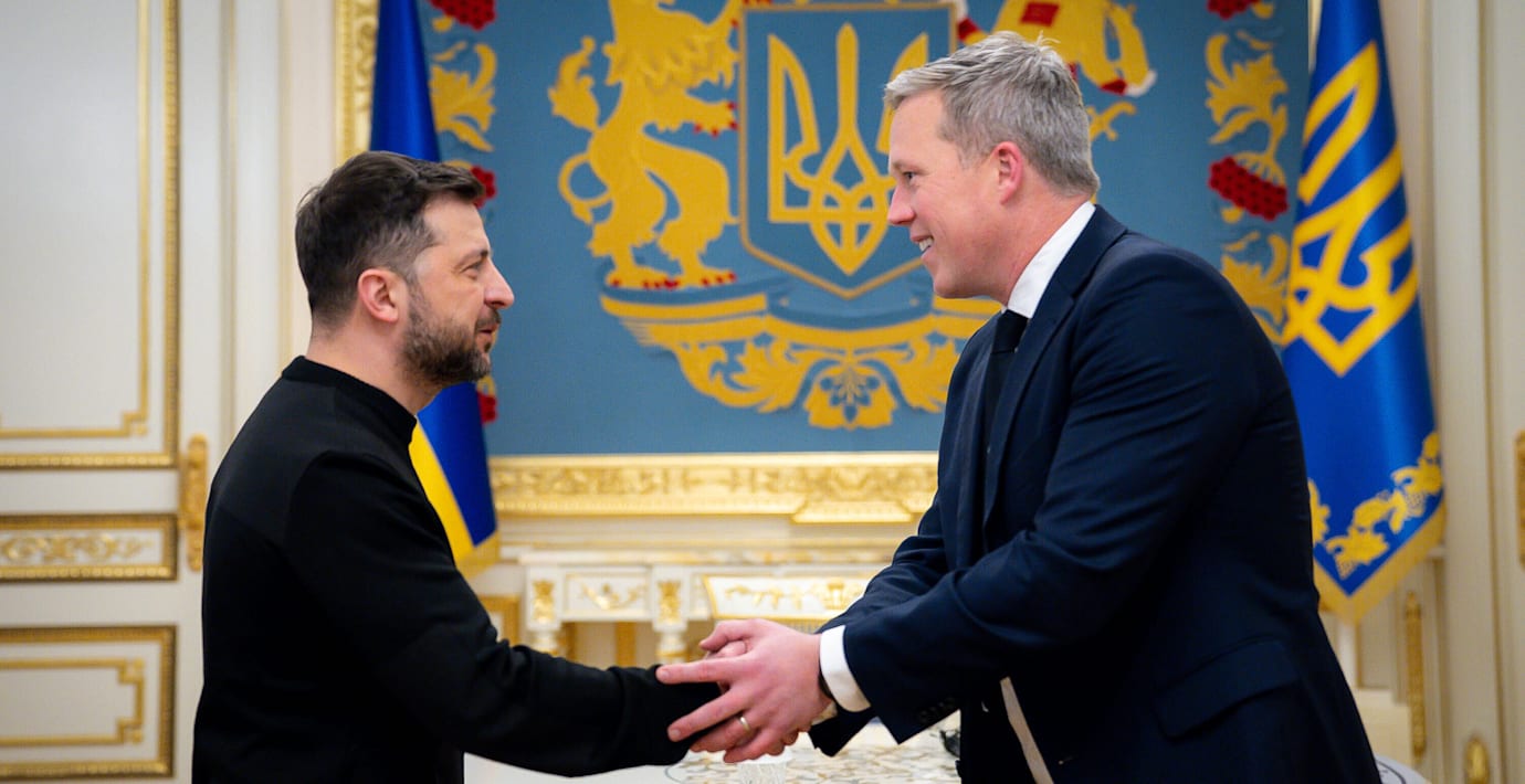 ”Paranoid” Hegseth petar Driscoll från samtalen