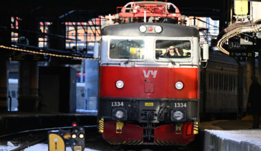 Full tomte drog i nödbromsen – tågförseningar