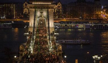 DN Direkt – Tiotusentals demonstranter kräver Orbáns avgång