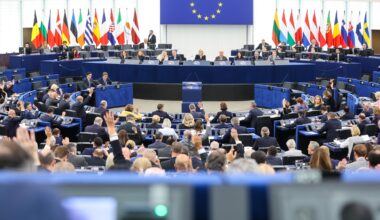 EU-parlamentet skjuter fram avskogningslagen med ett år