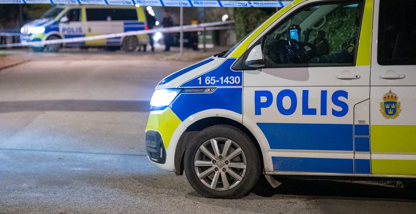En person hittad skjuten i bil i Malmö