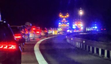 Bil körde av vägen på E4 nära Ödeshög