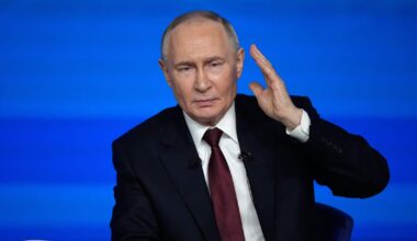 Ryssland: Skärper tonen efter påstådd attack - SvD