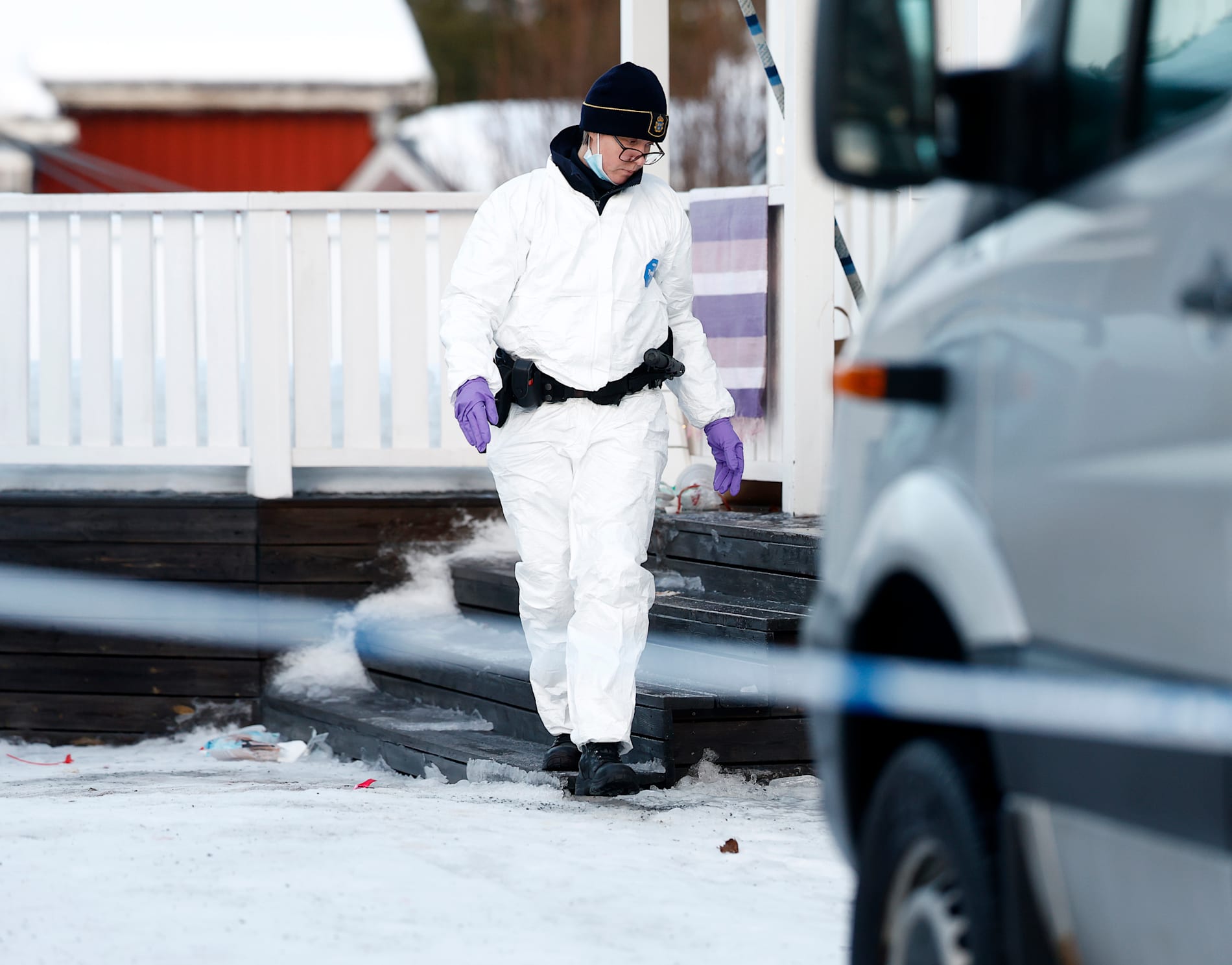 Polisens tekniker på brottsplatsen i Boden.