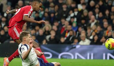 Van de Ven bröt benet på Isak: ”Har skickat sms”