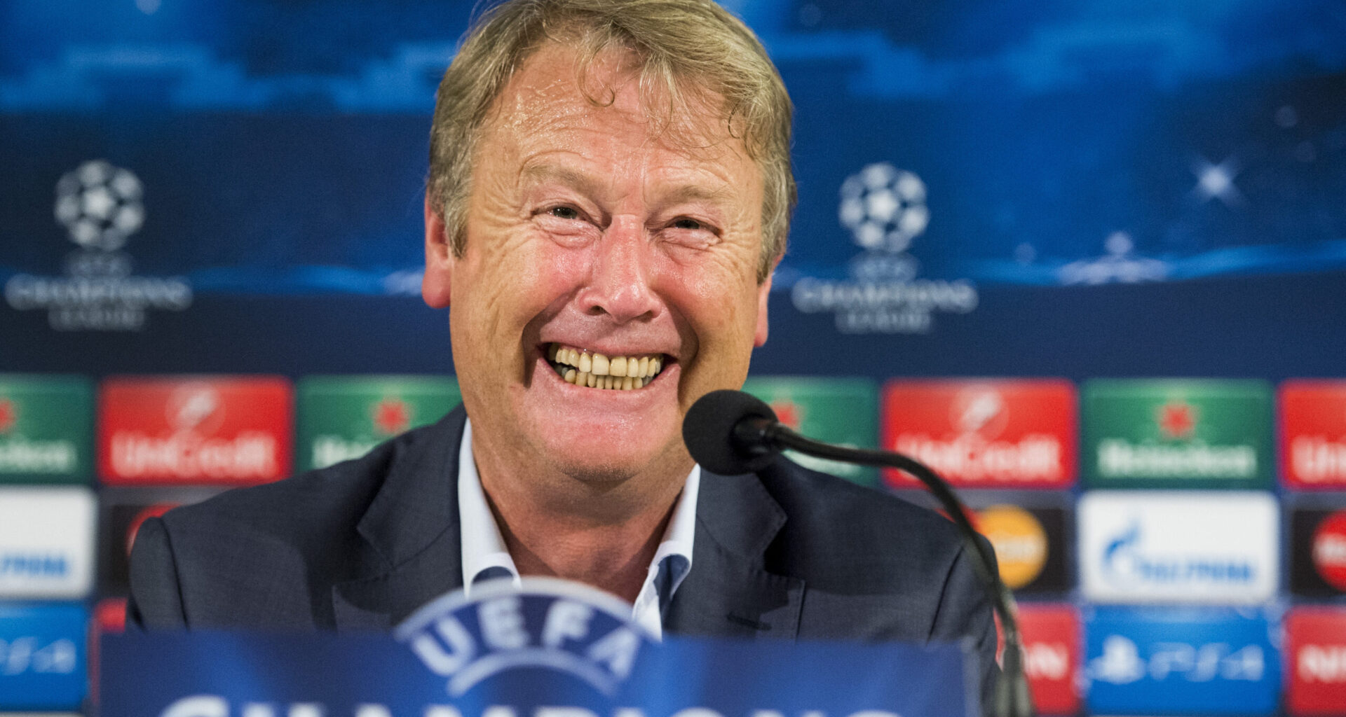 Ole Törner: Åge Hareide ägde och lyste upp varje rum han kom in i