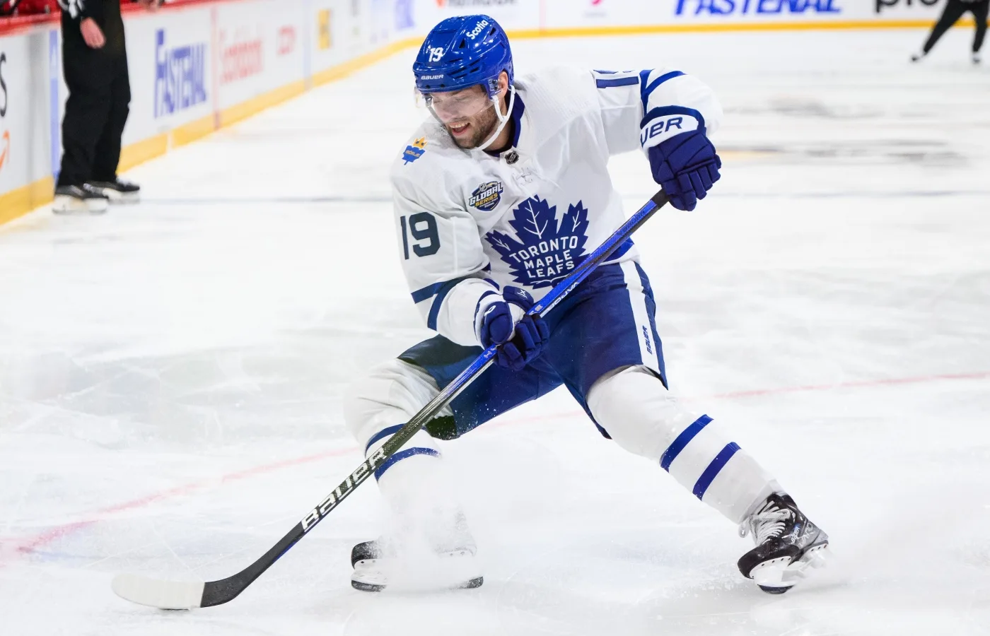 Agenten dementerar uppgifterna: "Pågår inga förhandlingar"